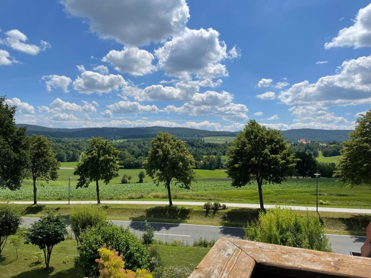 Ferienwohnungen Am Kirchberg Kapplblick Neualbenreuth Luaran gambar