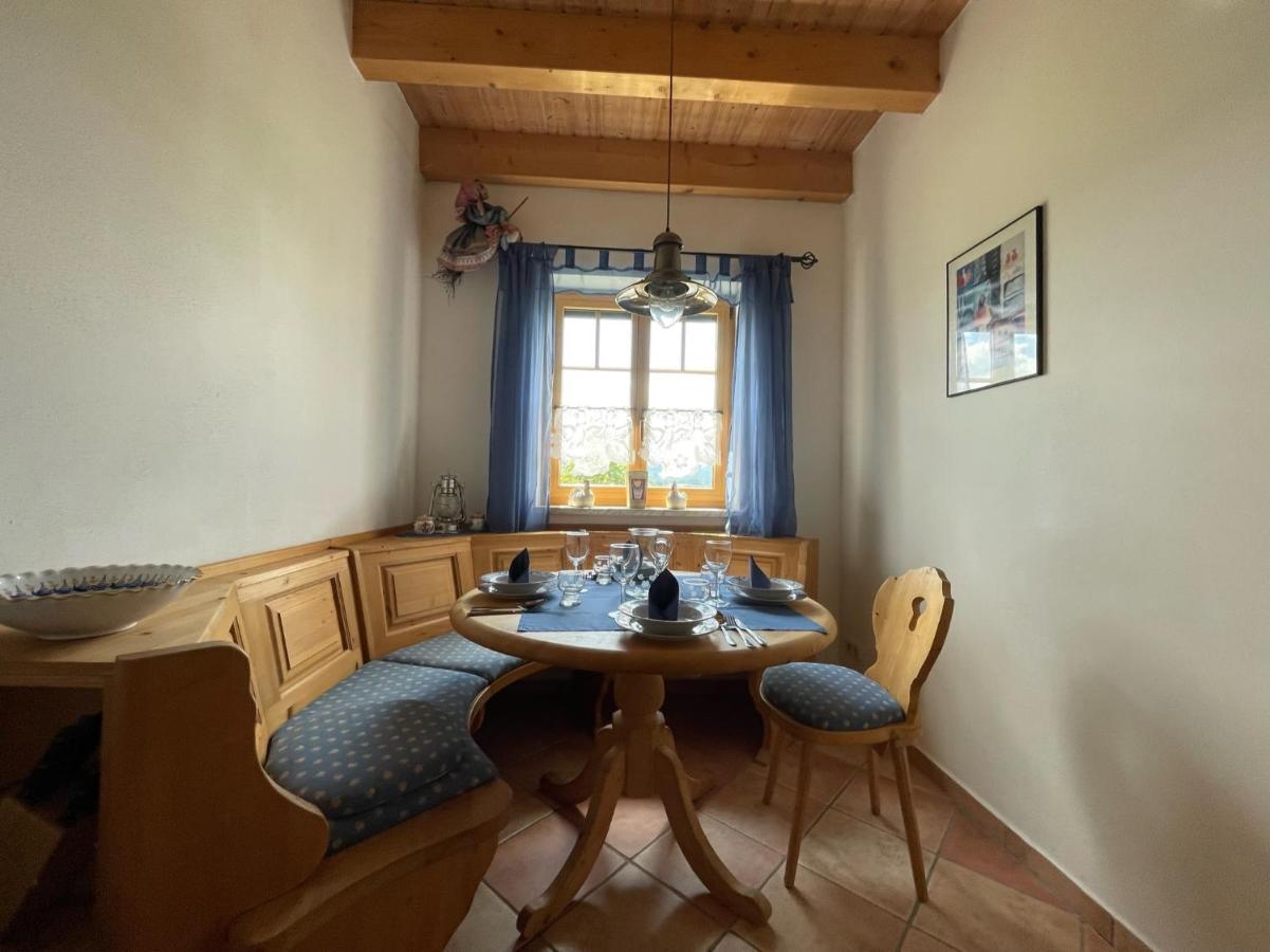 Ferienwohnungen Am Kirchberg Kapplblick Neualbenreuth Luaran gambar